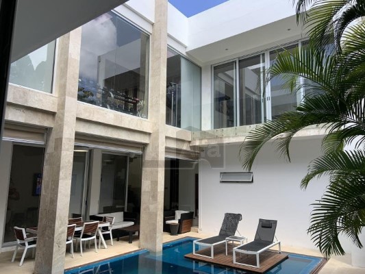 fotografía de una de las casas en venta en Cancún en en Villa Magna, Cancun Quintana Roo