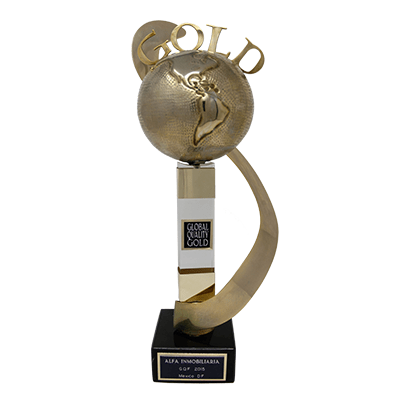 reconocimiento-3 Miniatura de trofeo Global Quality Gold